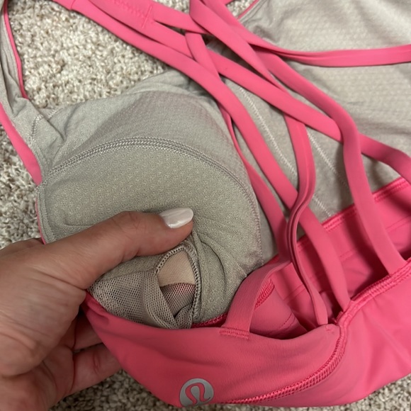 Lululemon sports bra - Picture 3 of 3